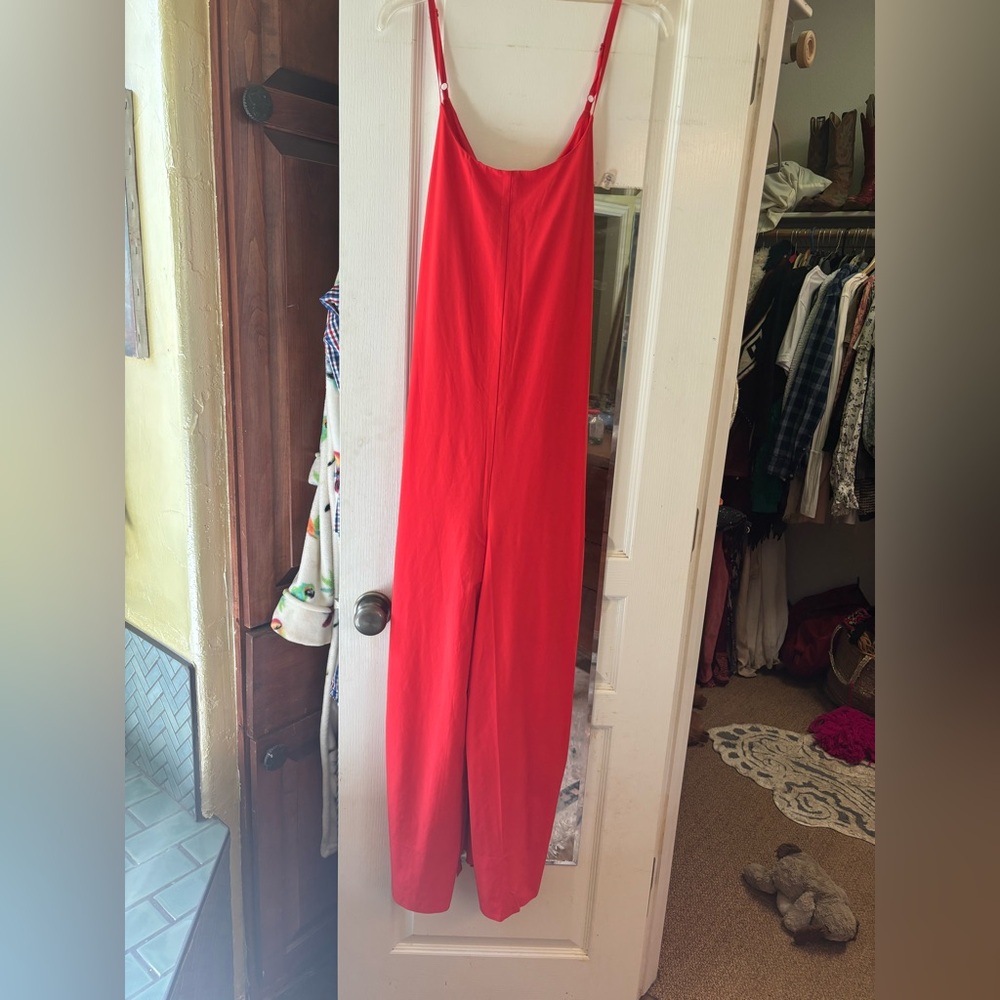 Athletes jump suit